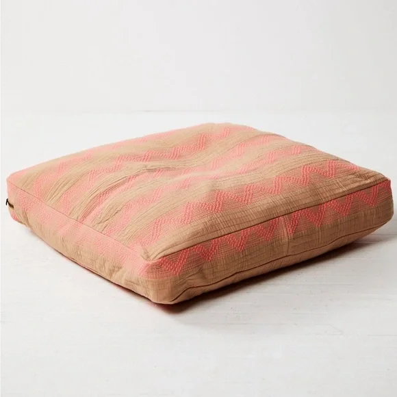 NWOT FP ONE Geo Mango Quilt Dog Bed Cover